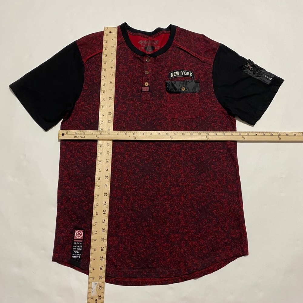 Patriotic New York Bushwick Henley Shirt Mens Size XL‎ Red Multicolor Abstract - Picture 8 of 9